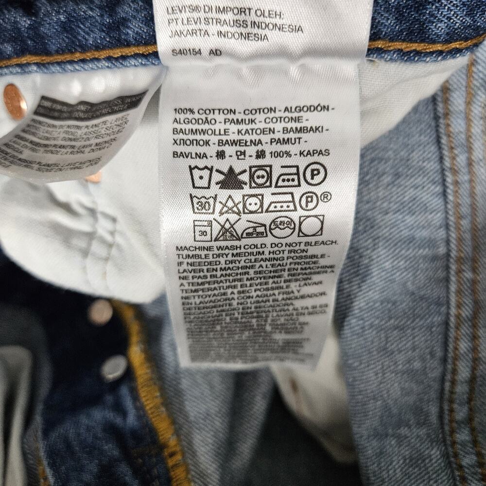 Levis 501 Jeans Men 34X34 (Fit 32X32.5) Blue Denim Straight Leg Button Fly - Picture 5 of 11
